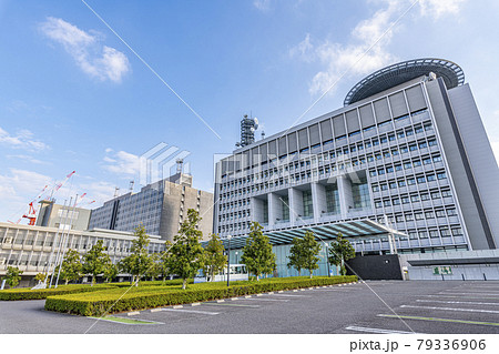 岐阜県岐阜市　岐阜県庁舎と岐阜県警本部 79336906