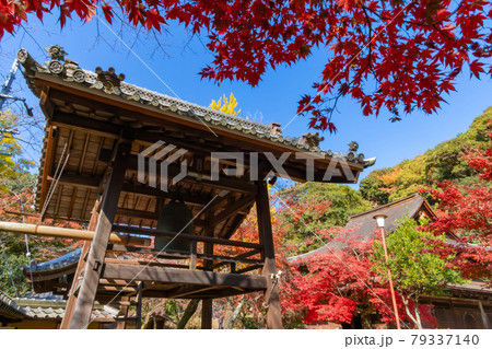 秋の定光寺〈愛知県瀬戸市〉 秋の定光寺〈愛知県瀬戸市〉 79337140