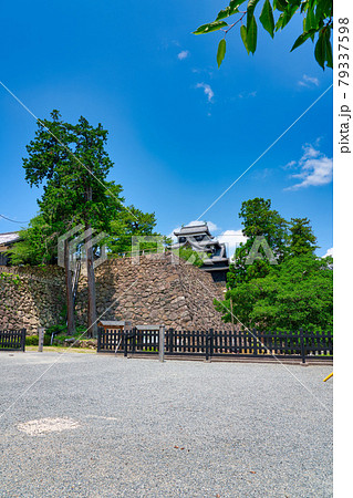 松江城 太鼓櫓付近から見る 6月 松江城 太鼓櫓付近から見る 6月 79337598