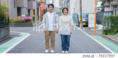 新婚カップル　バナーサイズ 79337997