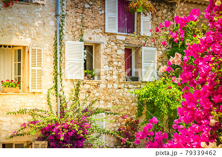 beautiful old town of Provence 79339462