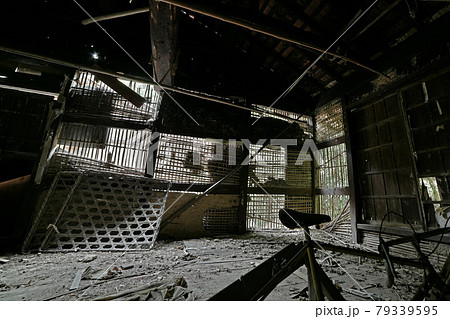 山奥の廃集落 山奥の廃集落 79339595