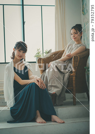 美人姉妹 79352795