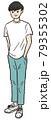 立っている男子 79355302