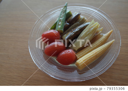 夏野菜の出汁浸し 夏野菜の出汁浸し 79355306