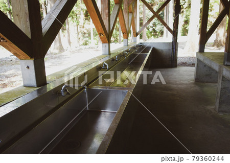 キャンプ場の流し台【福井県たけくらべ広場】 キャンプ場の流し台【福井県たけくらべ広場】 79360244