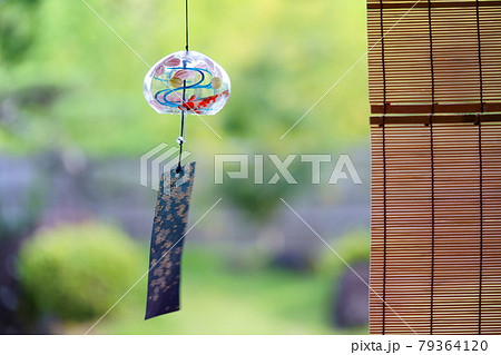 和室の風鈴5 79364120