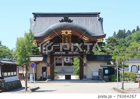 高山別院照蓮寺山門 79364267