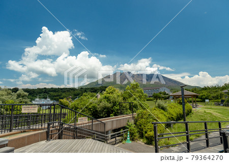 溶岩なぎさ公園から見た桜島 79364270