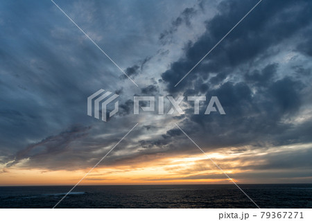 early morning sunrise over sea. ocean sunset on sea water with sunset sky. seascape sundown. early morning sunrise over sea. ocean sunset on sea water with sunset sky. seascape sundown. 79367271