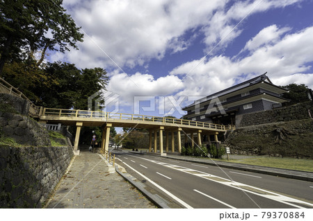 金沢旅行で必見の金沢城公園・鼠多門と鼠多門橋 金沢旅行で必見の金沢城公園・鼠多門と鼠多門橋 79370884