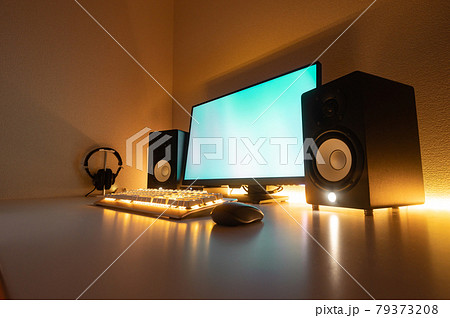 クリエイターのワークスペース 79373208