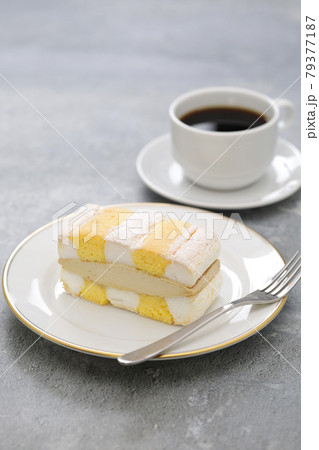 カーディナルシュニッテン 79377187