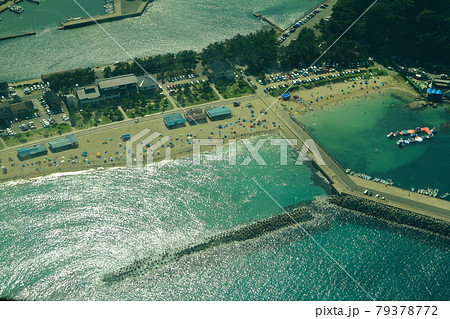 【航空写真】竹野浜海水浴場を北側上空から見る 79378772