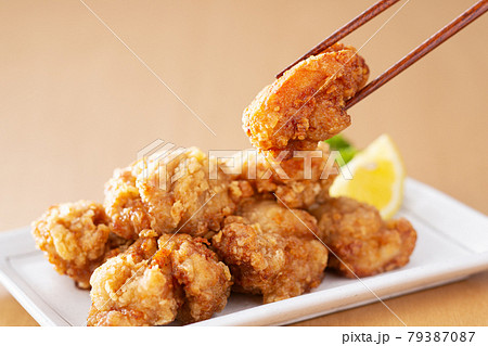 鶏の唐揚げ 唐揚げ からあげ おうち時間 おうちごはん 箸上げ 鶏の唐揚げ 唐揚げ からあげ おうち時間 おうちごはん 箸上げ 79387087