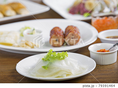 Fried Shrimps - Vietnamese food Fried Shrimps - Vietnamese food 79391464