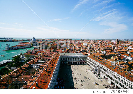 鐘楼から眺めるサン・マルコ広場 鐘楼から眺めるサン・マルコ広場 79408940