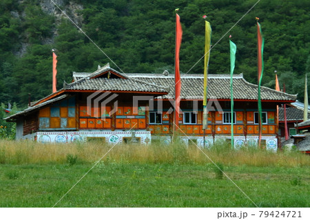 中国四川省　九寨溝樹正寨の建物 79424721
