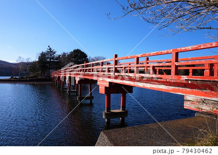 赤城神社　群馬県　赤城山　大洞赤城神社　元宮赤城神社　啄木鳥橋　冬　 79430462