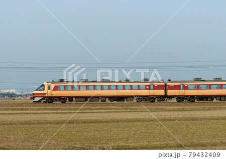 北陸本線　美川ー加賀笠間　JR西日本　485系　A01編成（京都）　①　クロ481-2001　山側 79432409