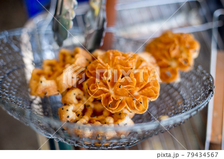 Dok Chok, Traditional Thai dessert 79434567