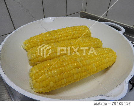 とうもろこし とうもろこし 79439417