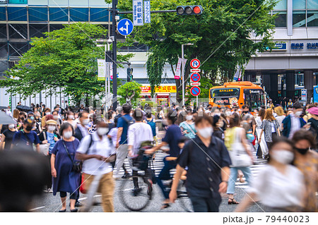 日本の東京都市景観 4度目の「宣言」へ…東京は脅威の920人…変異株の祭典に“盲進”＝7日、渋谷 79440023