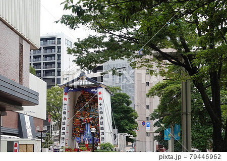 奉納 博多祇園山笠十二番飾り山笠渡辺通一丁目2021 79446962