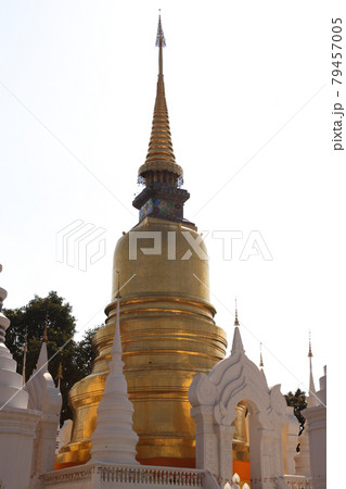 Sculpture, architecture and symbols of Buddhism, Thailand Sculpture, architecture and symbols of Buddhism, Thailand 79457005