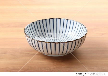 十草柄の中鉢 十草柄の中鉢 79465395