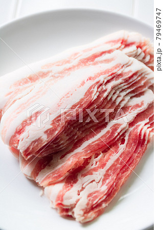 金華豚しゃぶしゃぶ用バラ肉（解凍中） 79469747