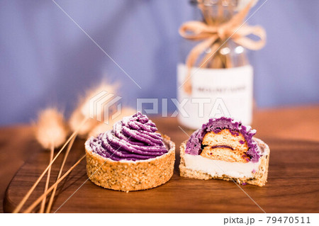 デザート スウィーツ お菓子 79470511