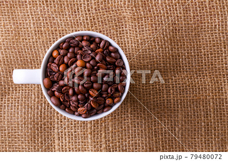 coffee beans coffee beans 79480072