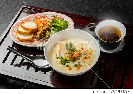 薬膳粥　Chinese medicinal food Taiwanese porridge  79492853