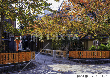 京都・祇園白川　巽橋 79498197