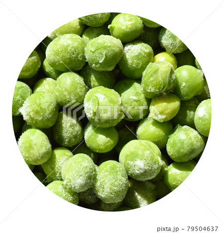 Fresh green frozen peas grains, nutritious and healthy green vegetables Fresh green frozen peas grains, nutritious and healthy green vegetables 79504637