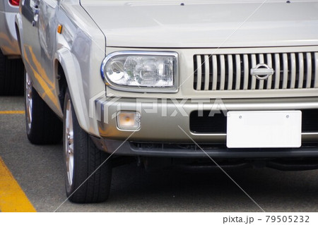 自動車イメージ　日産ラシーンのフロントマスク 79505232