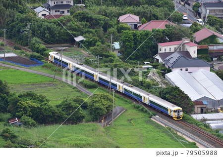 内房線　保田ー浜金谷　JR東日本　E257系500番台（幕張）　新宿さざなみ 79505988