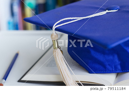 大学進学のイメージ 大学進学のイメージ 79511184