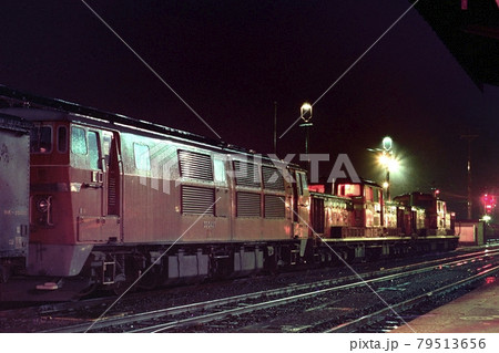 DD54　  福知山　夜　貨物　列車　DD51　三重連 79513656