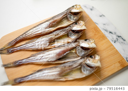 ハタハタの干物 79516443