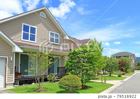 開放的で緑豊かな住宅地 79516922