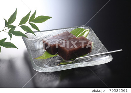 粒あんの水羊羹 79522561