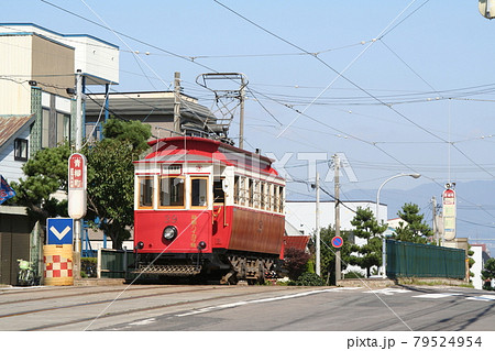 青柳町を出るハイカラ号　函館市電　北海道 79524954