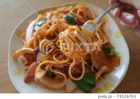 ナポリタン ナポリタン 79526761