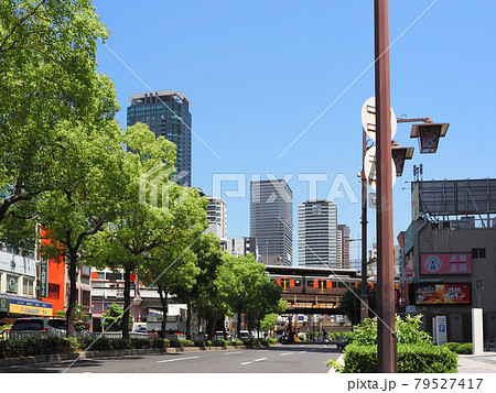 JR福島駅前風景 79527417