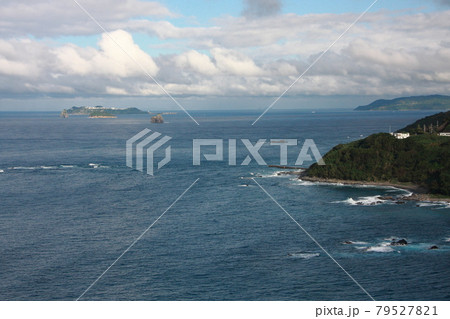 長崎県外海角力灘の風景 長崎県外海角力灘の風景 79527821