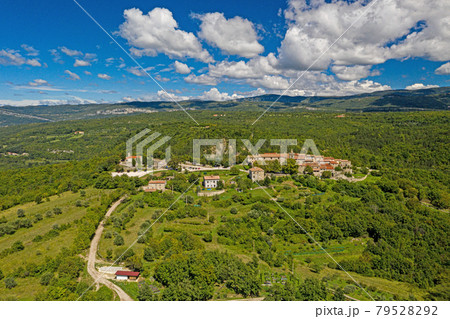 Panoramic aerial drone picture of Hum in Croatia, the smallest city in the world, during daytime 79528292
