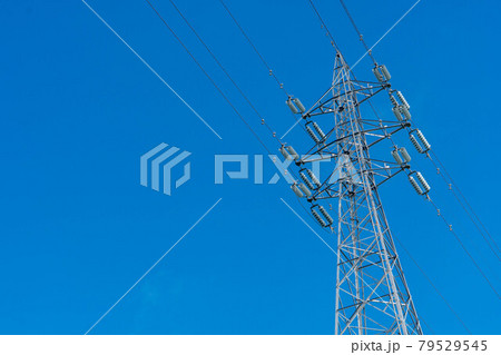 青空背景と鉄塔 青空背景と鉄塔 79529545