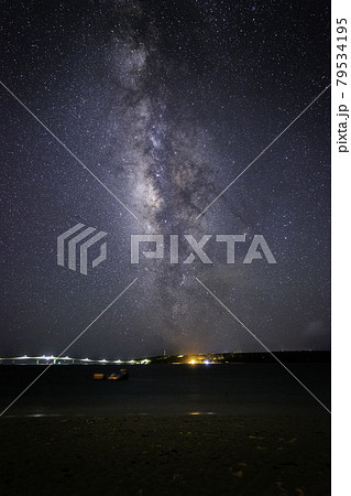 《沖縄県 宮古島》与那覇前浜ビーチから見る星空 79534195